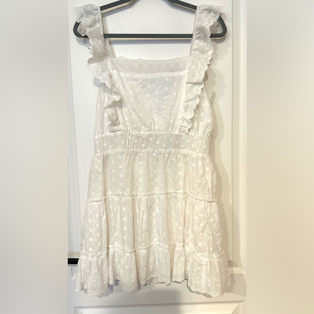 LULUS sz L white eyelet tiered ruffle dress